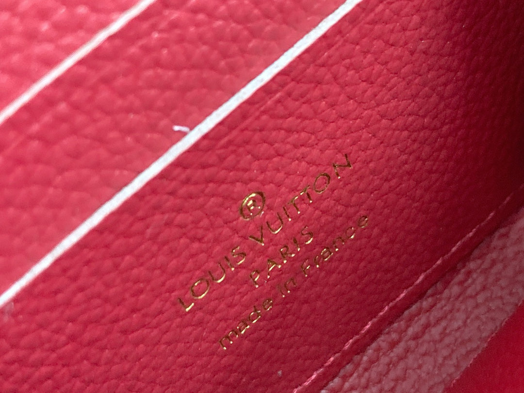 EN - New 1:1 rep Wallet LUV 126