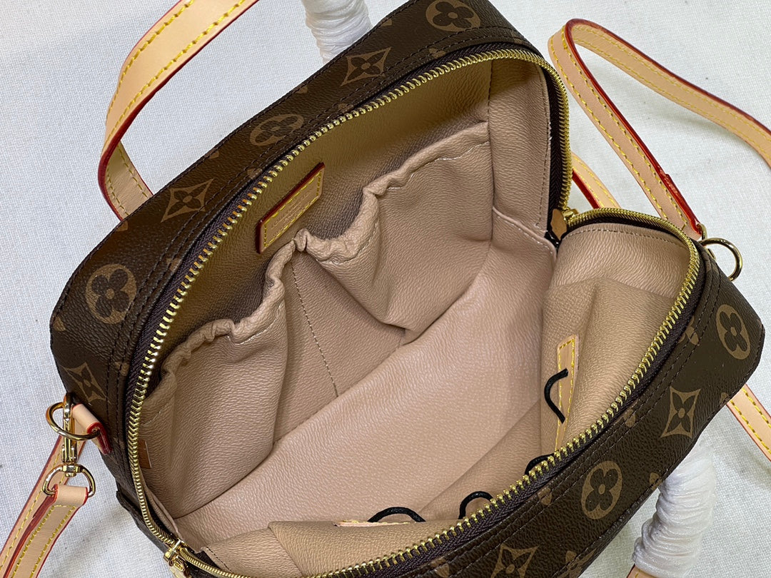 New 1:1 rep Lux Bags LUV 901