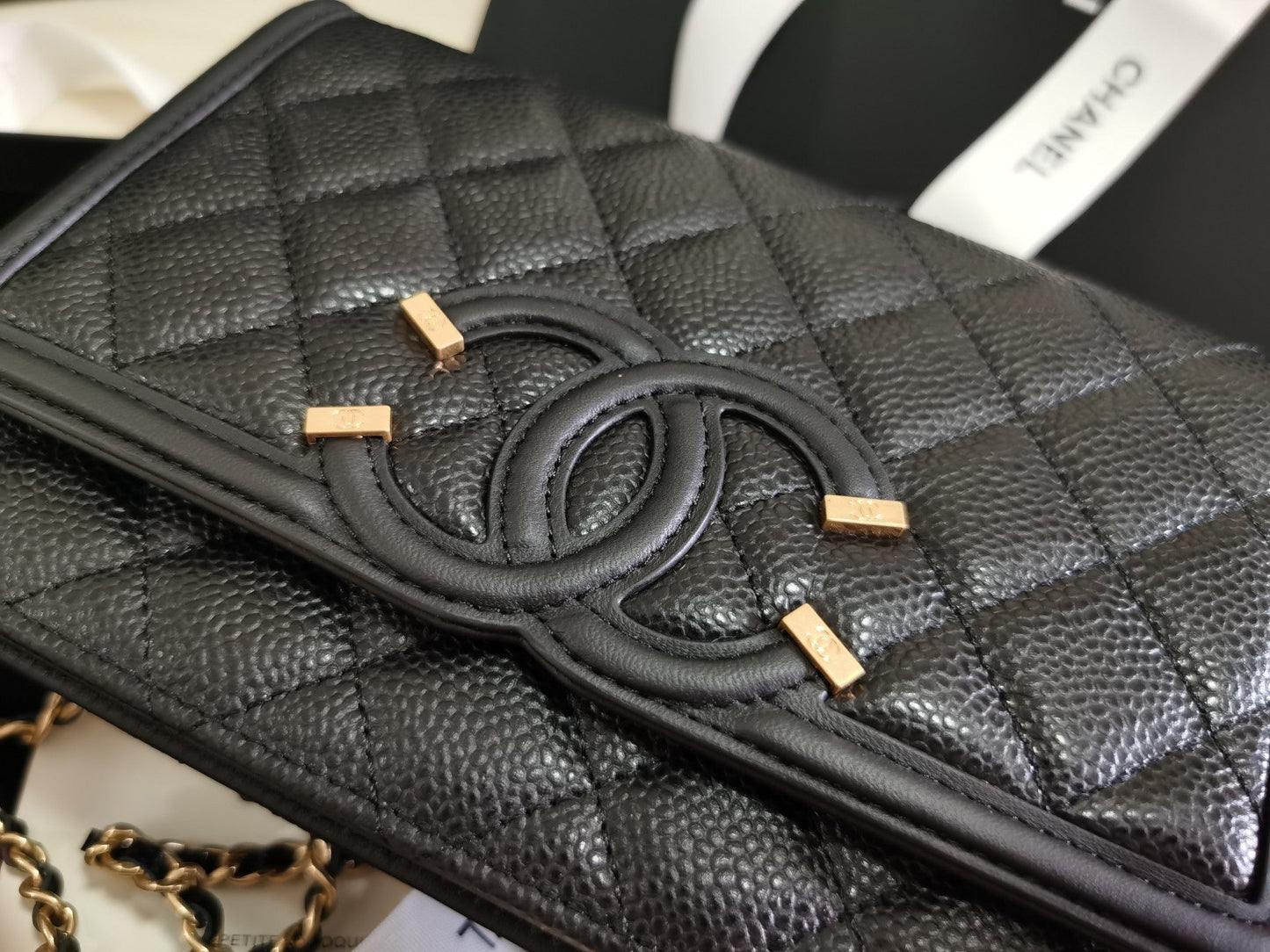 CHL CO-CO Woc Crossbody Bag 20cm Black