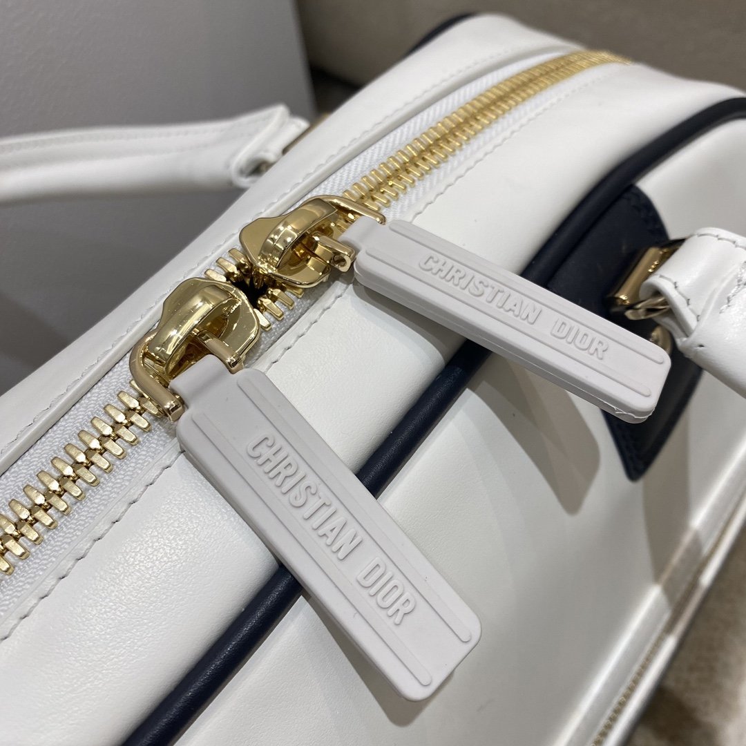 Top Quality MeTop Qualityum Vibe Zip Bowling Bag, White, For Men/Women Bowling Bags, 34cm CD M6202OOBR_M879