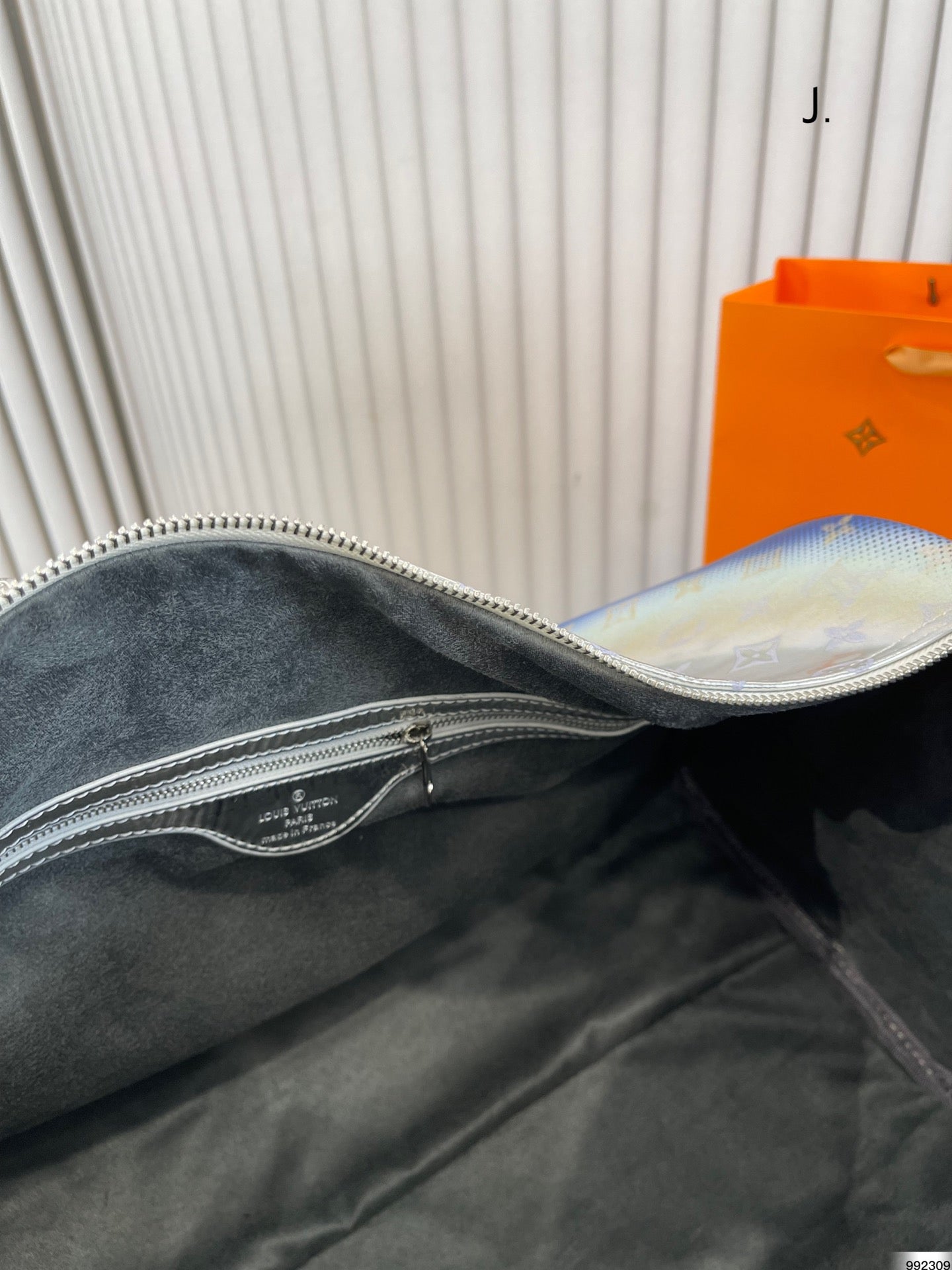 EN - New 1:1 rep Bags LUV 657