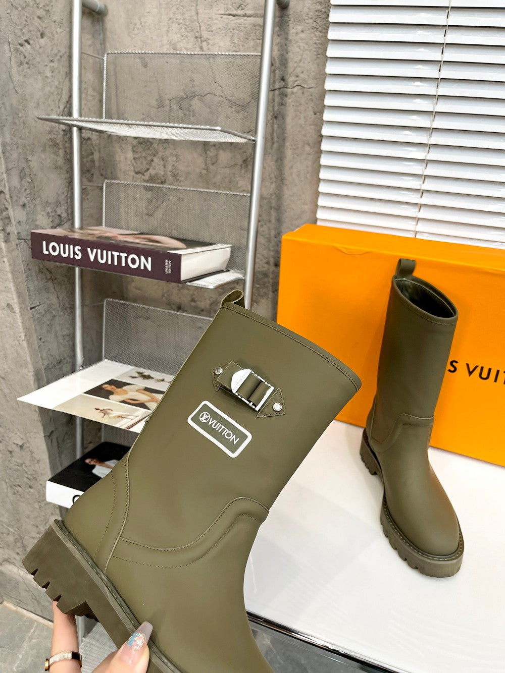 Premium LUV BOOTS 023