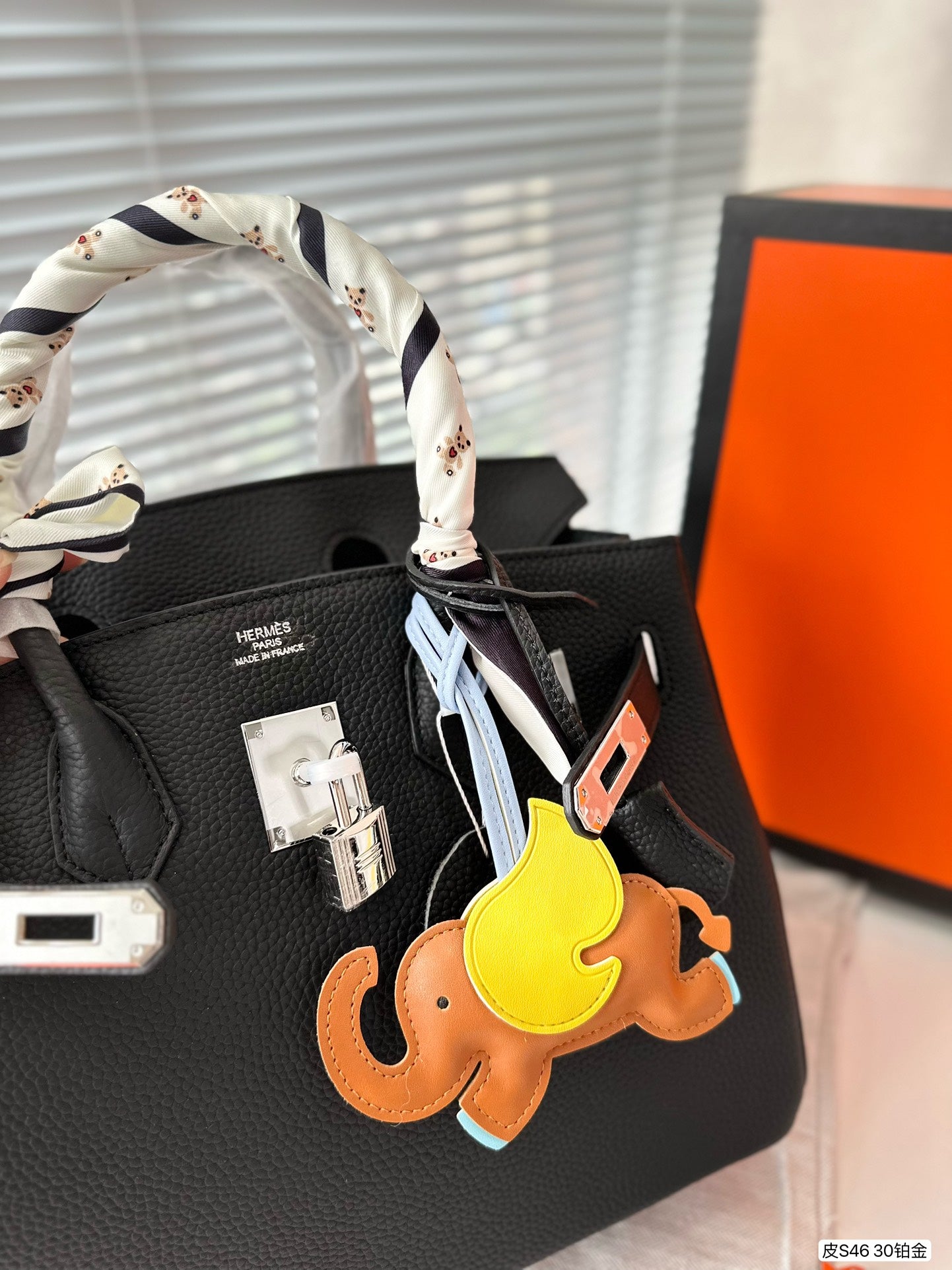 EN - New 1:1 rep Bags HM 149