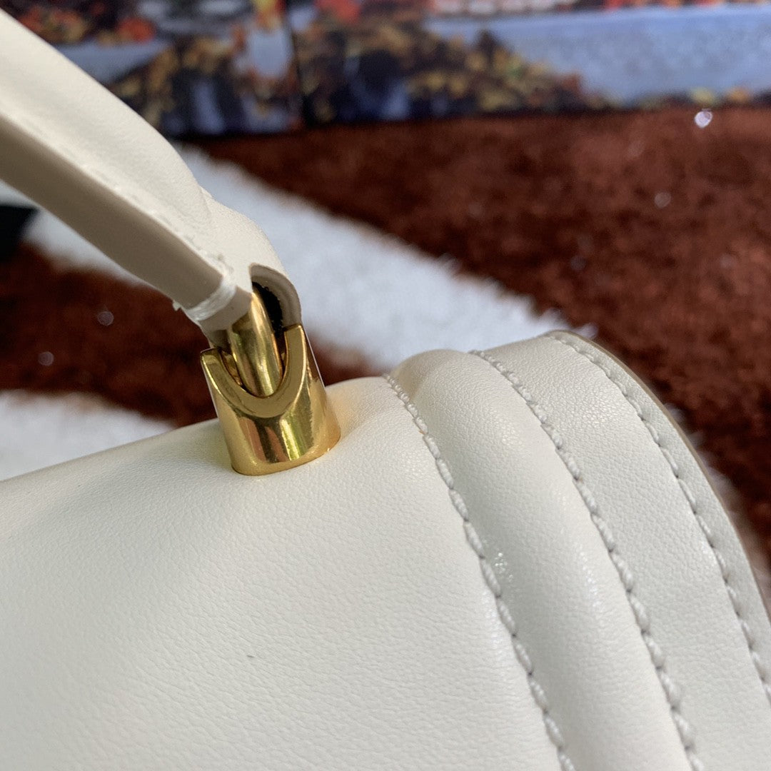 Top Quality MeTop Qualityum Devotion Bag White For Women 9.4in/24cm Top Quality