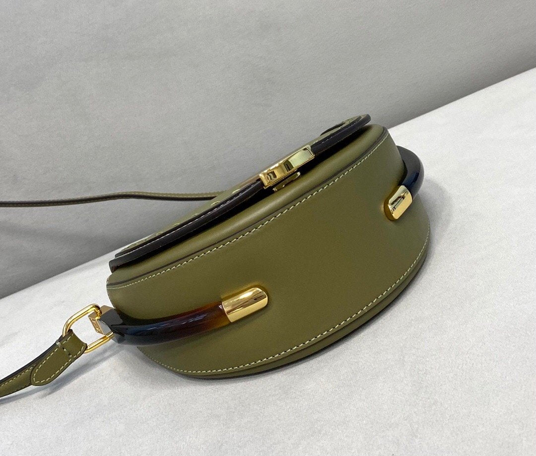 EN - New 1:1 rep Bags FEI 060