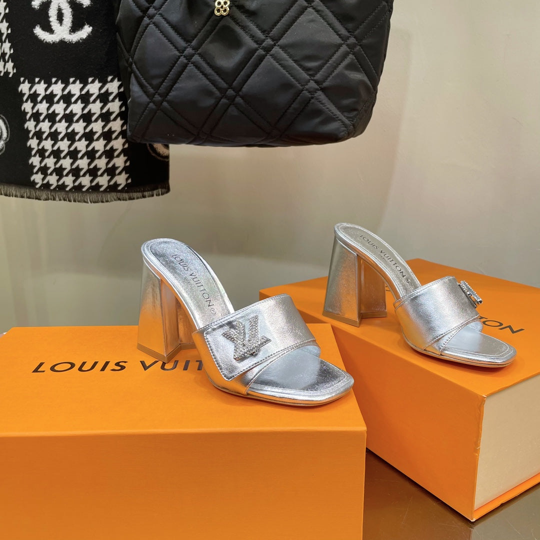 New 1:1 rep LUV High Heel Shoes 024