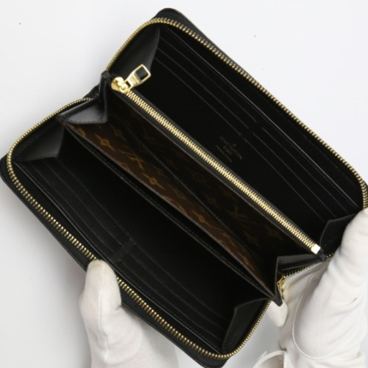 Louis Vuitton Monogram Noir Monogram Long Wallet (Bi-Fold)