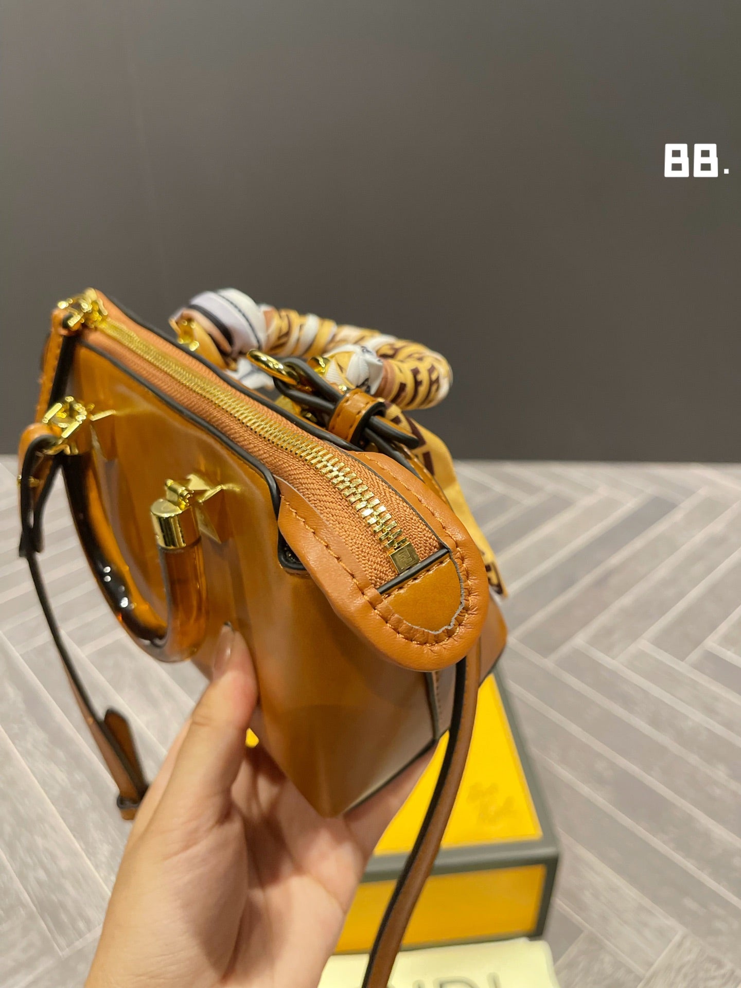 EN - New 1:1 rep Lux Bags FEI 270