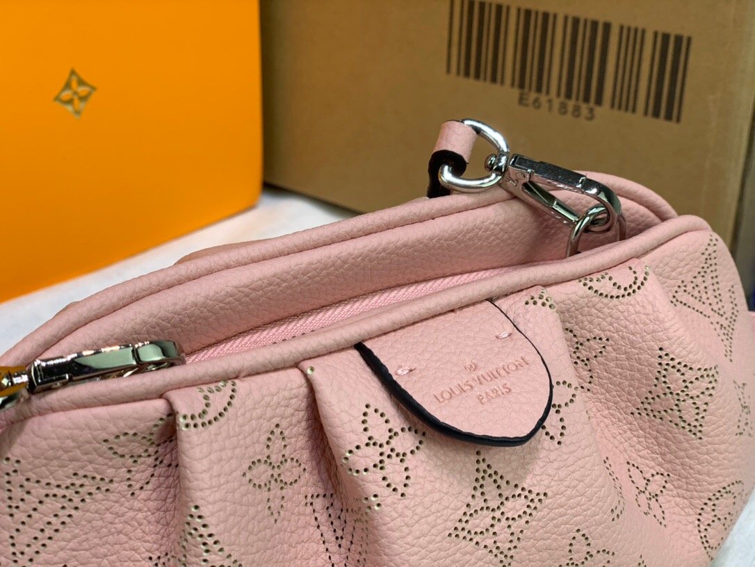 EN - New 1:1 rep Bags LUV 123