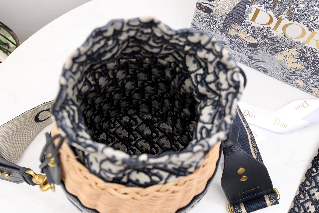 Top Quality MeTop Qualityum Lady Bag Natural Wicker Blue For Women 28cm/11in CD M0505CMVO_M808