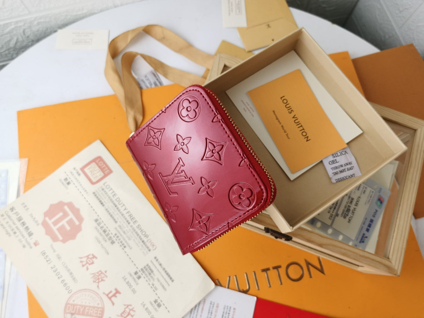 EN - New 1:1 rep Wallet LUV 120