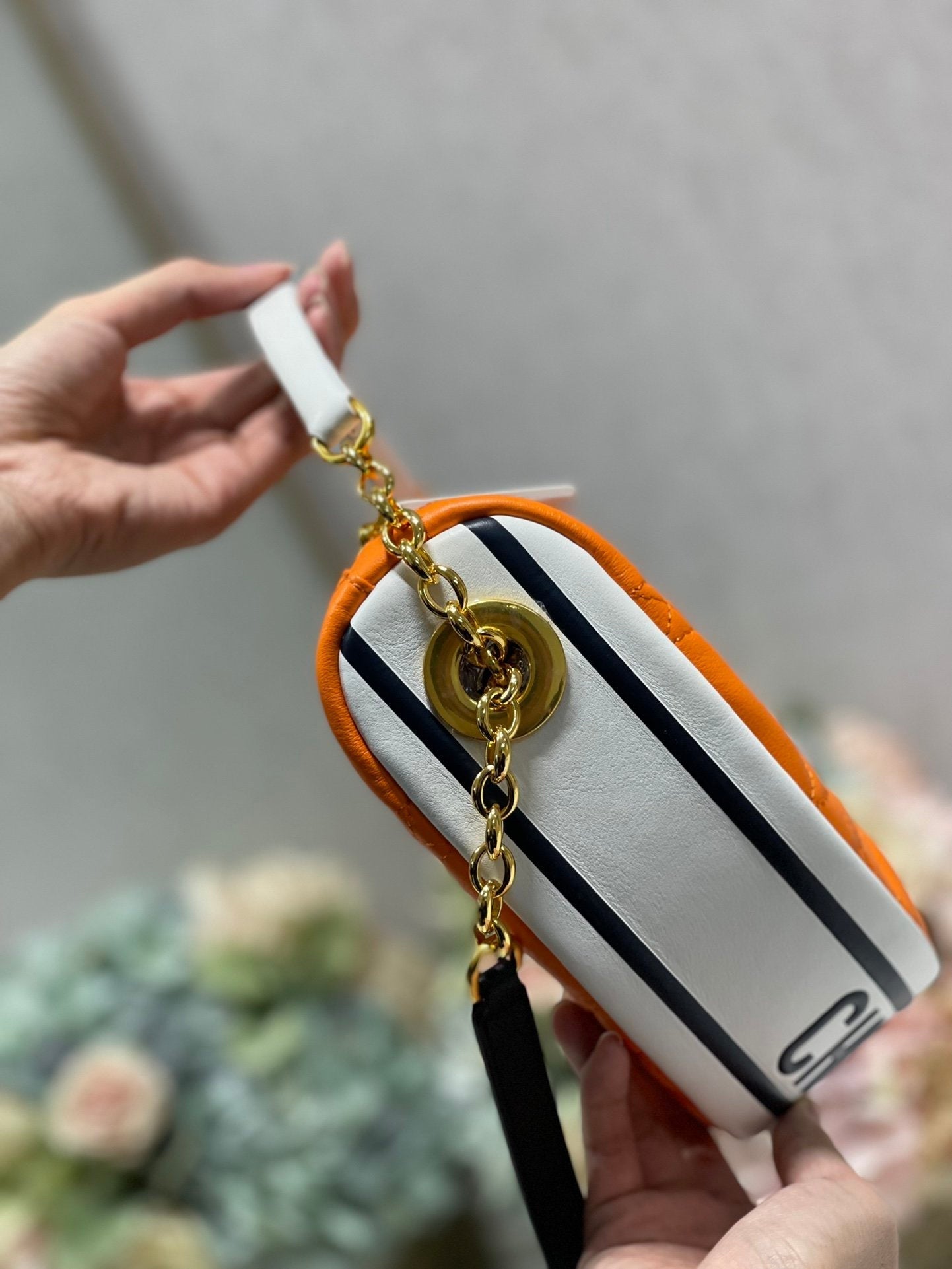 Top Quality MeTop Qualityum Vibe Hobo Bag, Orange Handbags, Crossbody Bags, 30cm CD