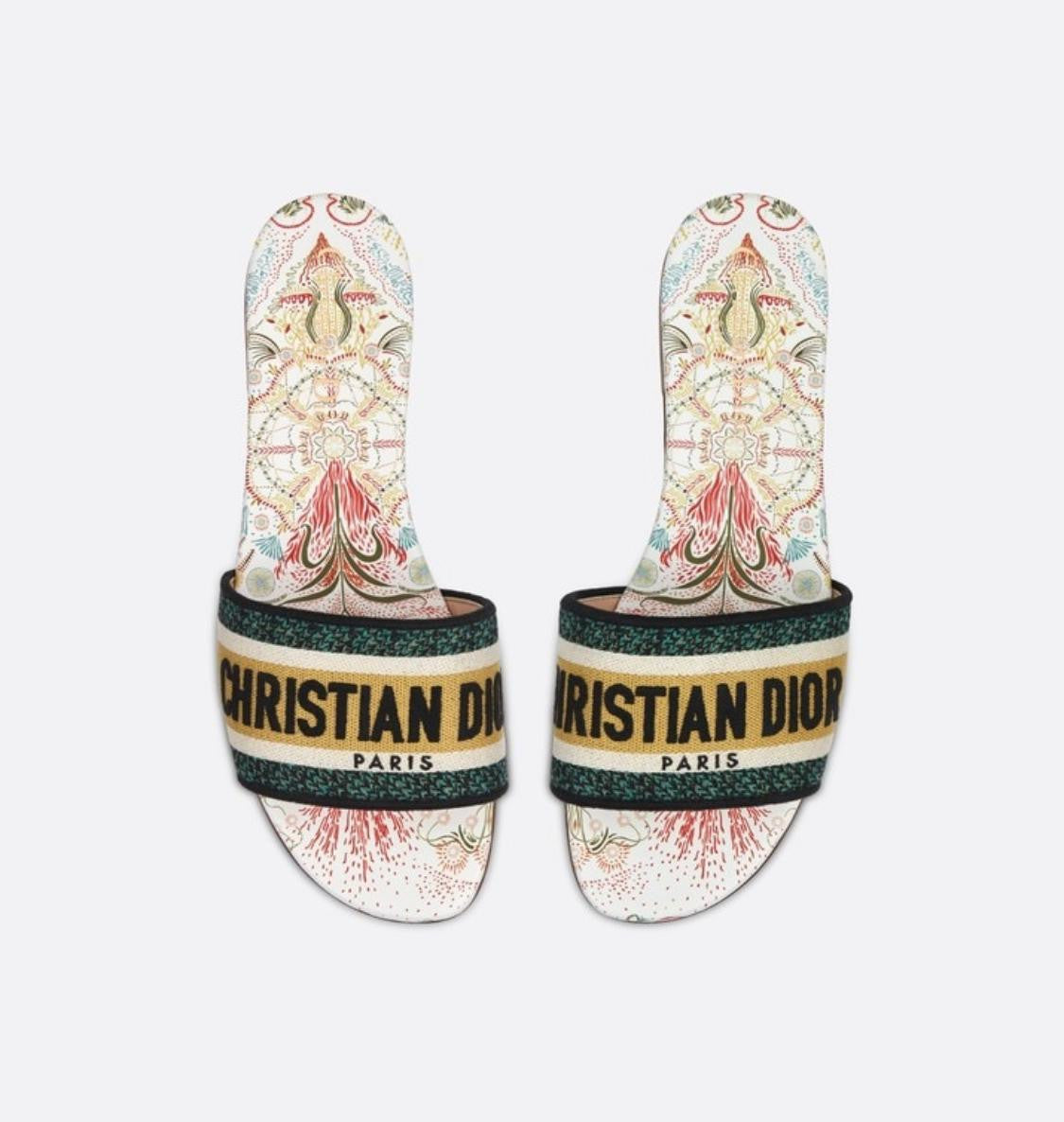 DIOR