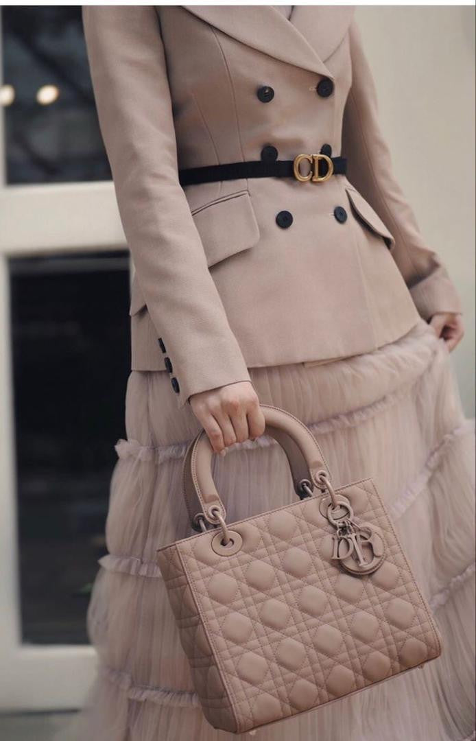 DIOR