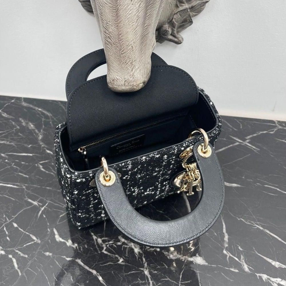 DIOR