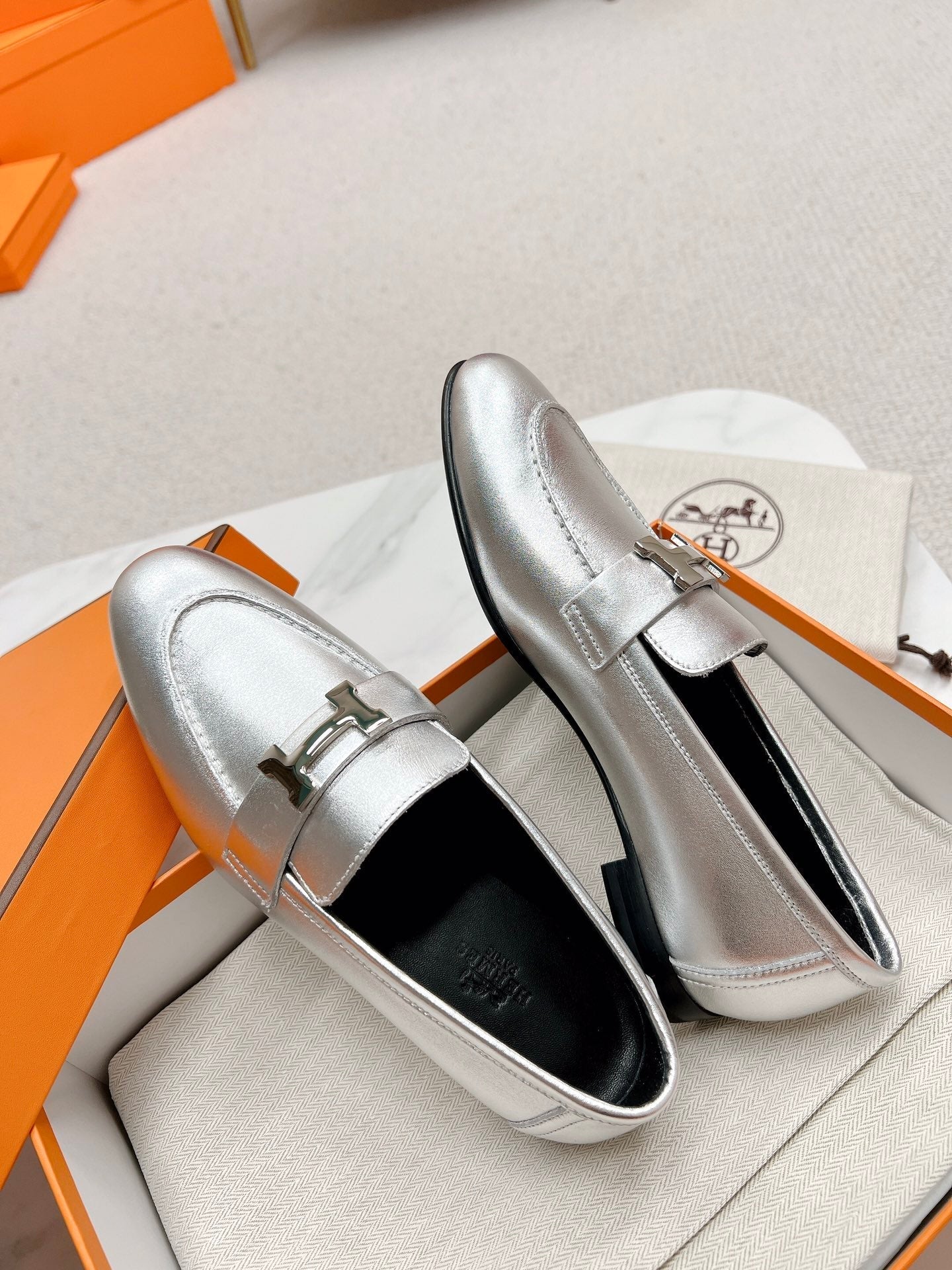 Luxury Shoes - Top QualityS - 472