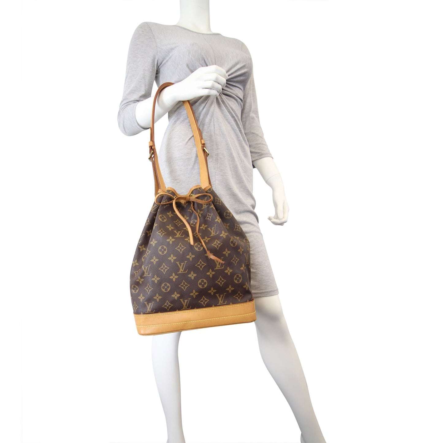 Louis Vuitton Noe Monogram