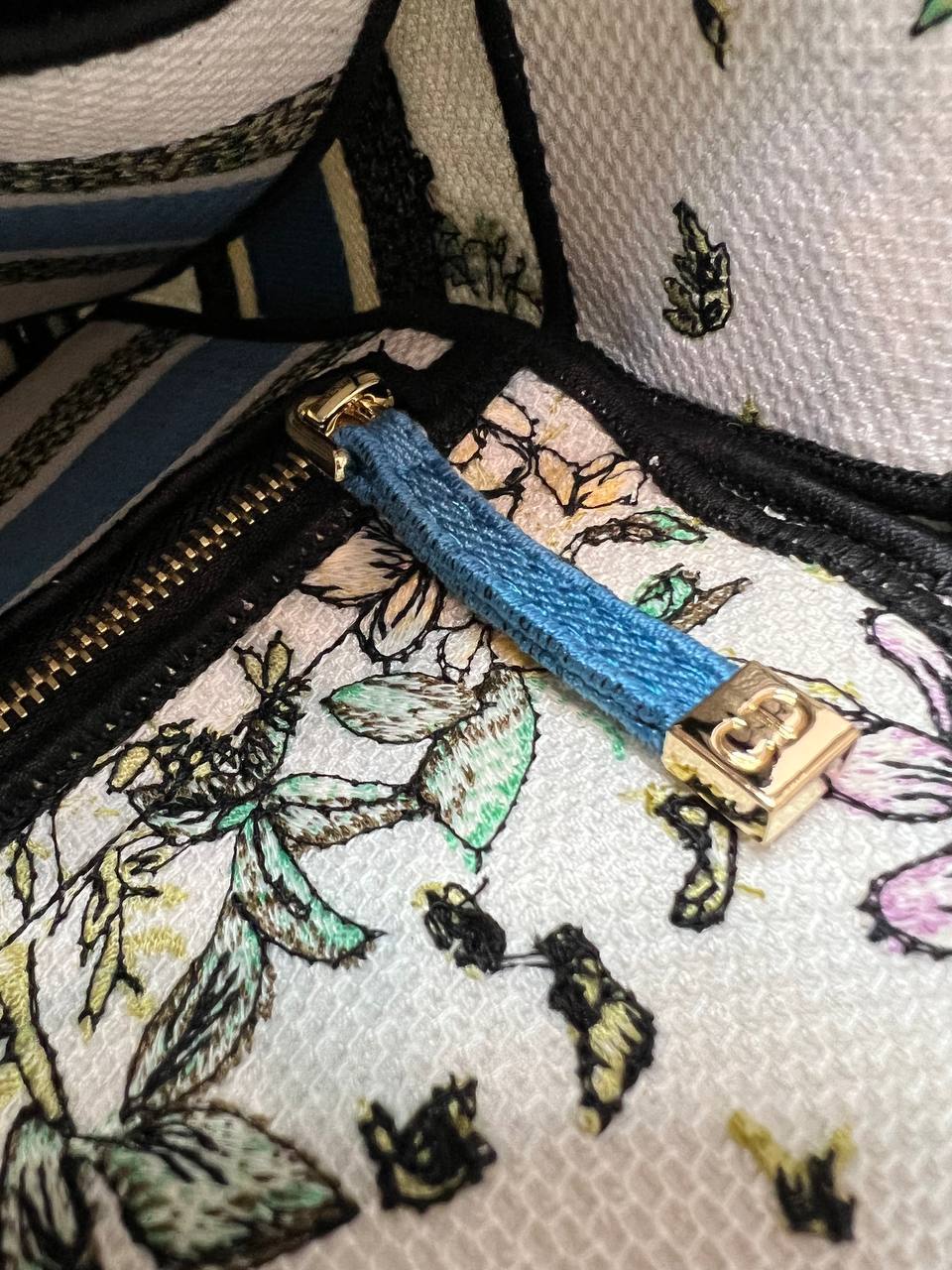 Dior MEDIUM Lady D-LITE Bag Latte Multicolor
