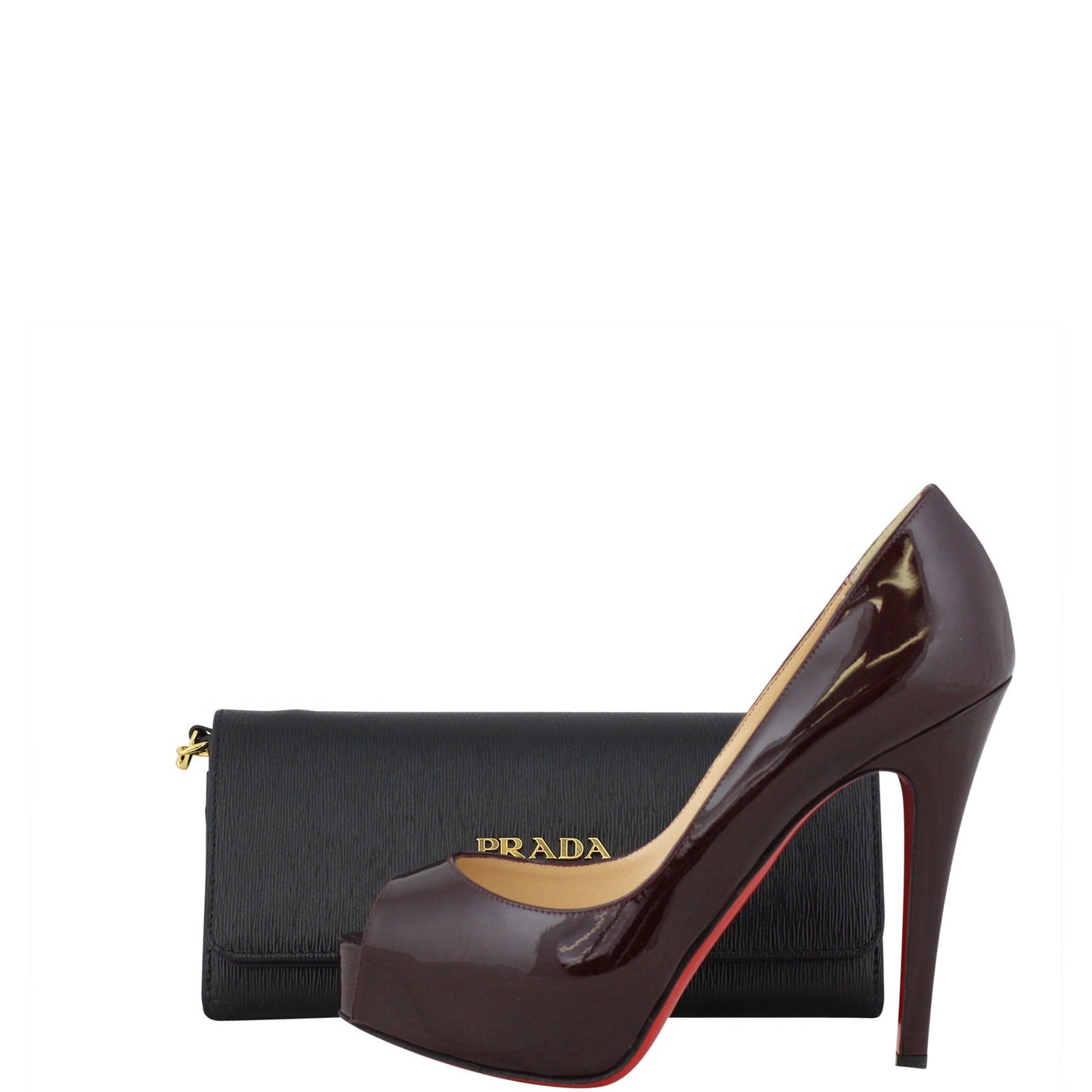 Prada Vitello Move Wallet on Chain
