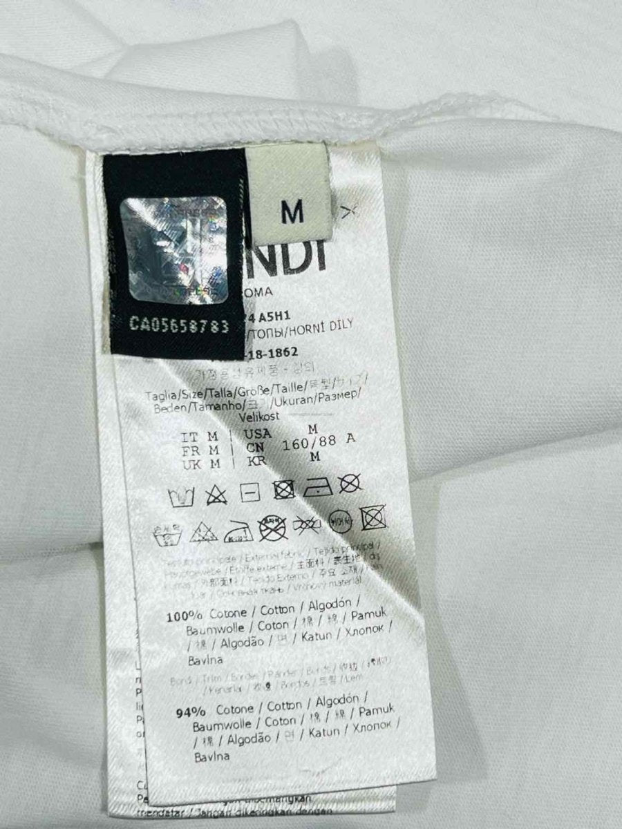 FENDI White Logo Size Medium T-shirt