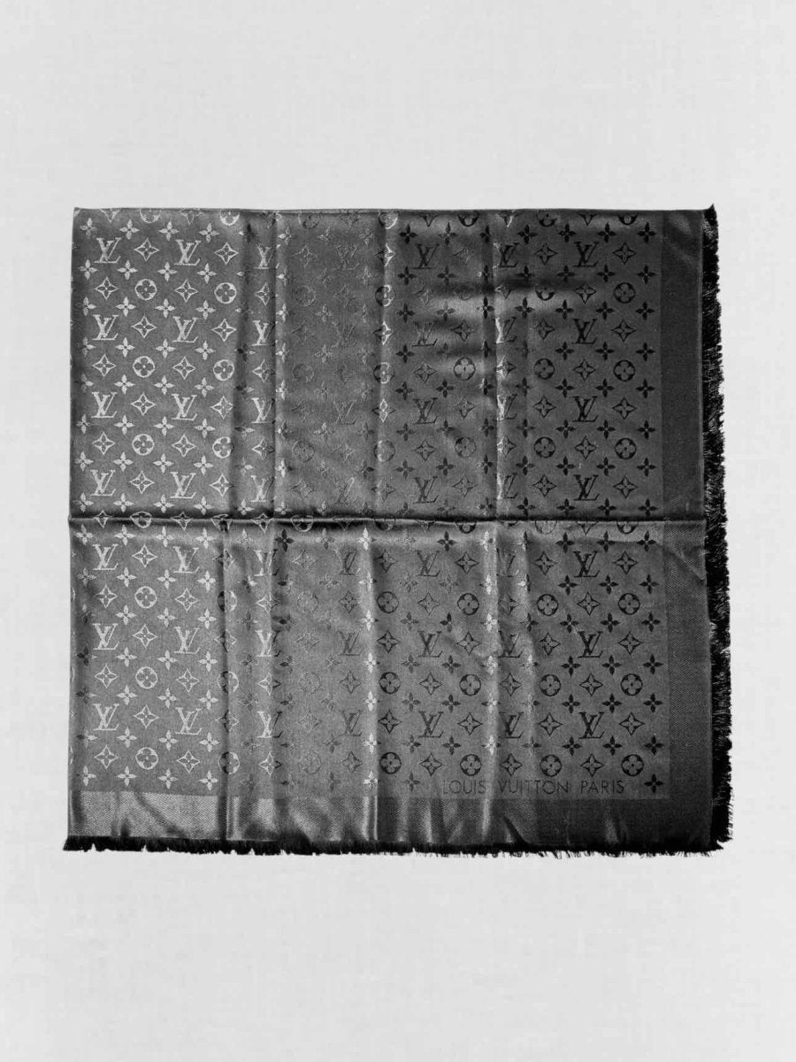 LOUIS VUITTON Black Fringed Scarf