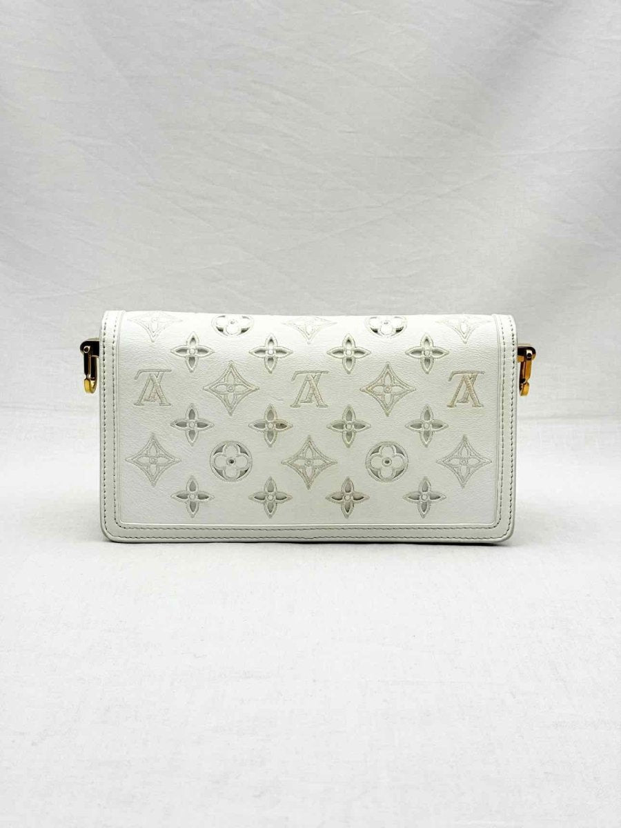 LOUIS VUITTON Broderie Anglaise White Shoulder Bag