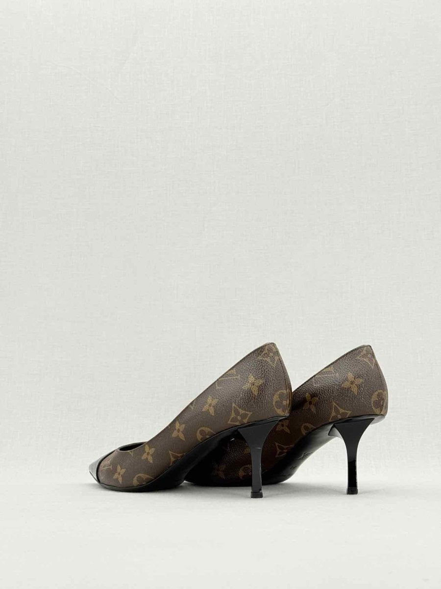 LOUIS VUITTON Fetish Brown Monogram Size EU 38 Pumps