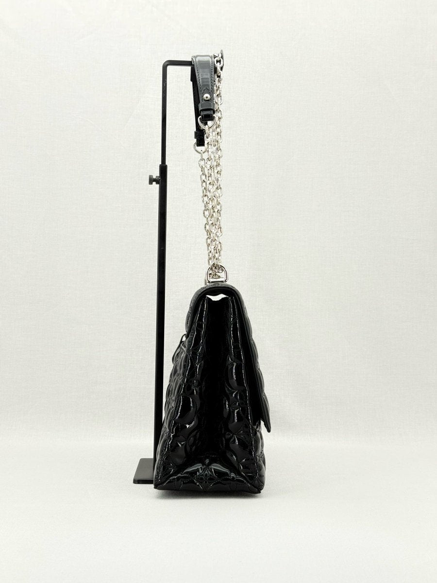 LOUIS VUITTON Malletage Twist Black Shoulder Bag