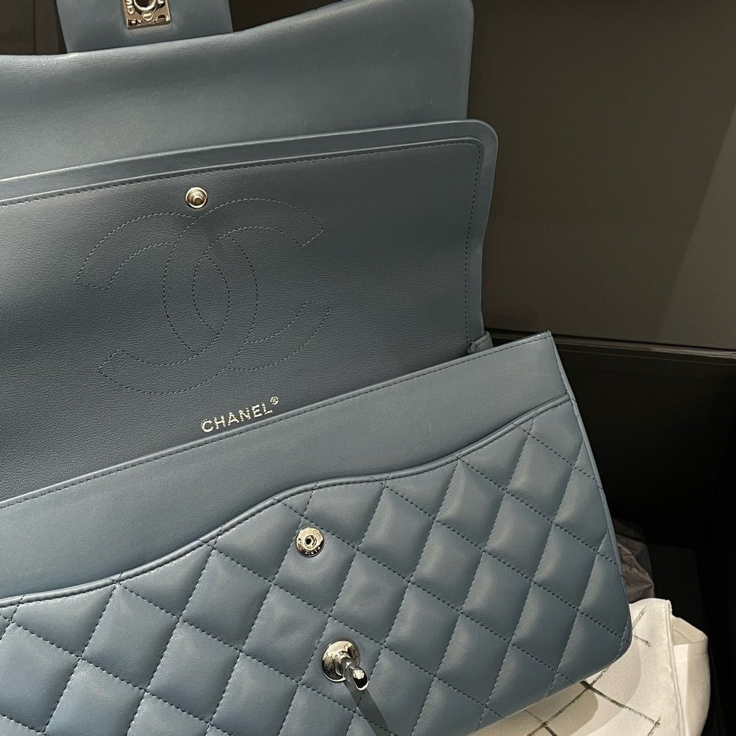Chanel Classic Flap Jumbo Blue Leather Shoulder Bag - 99% New