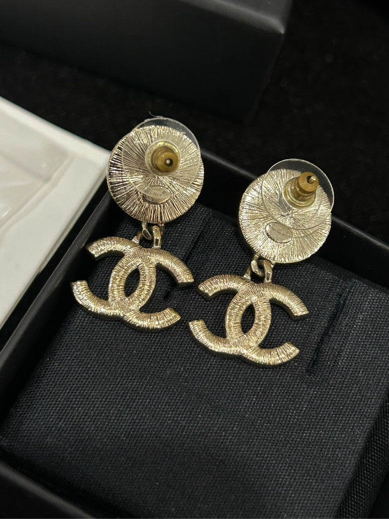 Chanel CC Diamond Pearl Earrings Gold Statement 1.5cm×3cm
