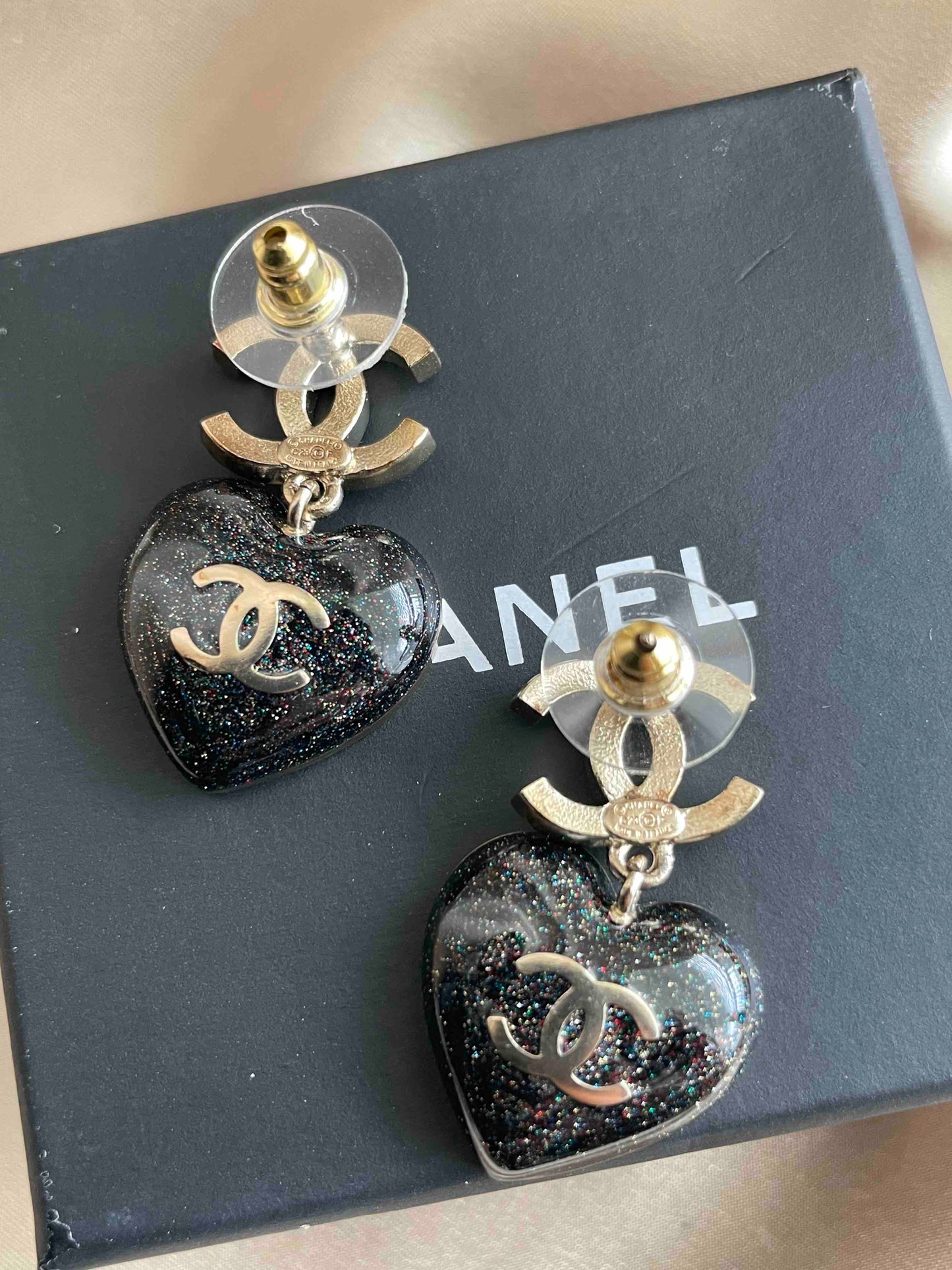 Chanel Heart Shaped Earrings Black Gold Earrings RE86180900