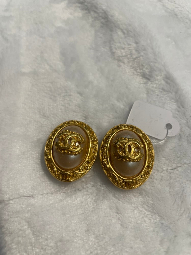 CHANEL Gold Clip On Earrings