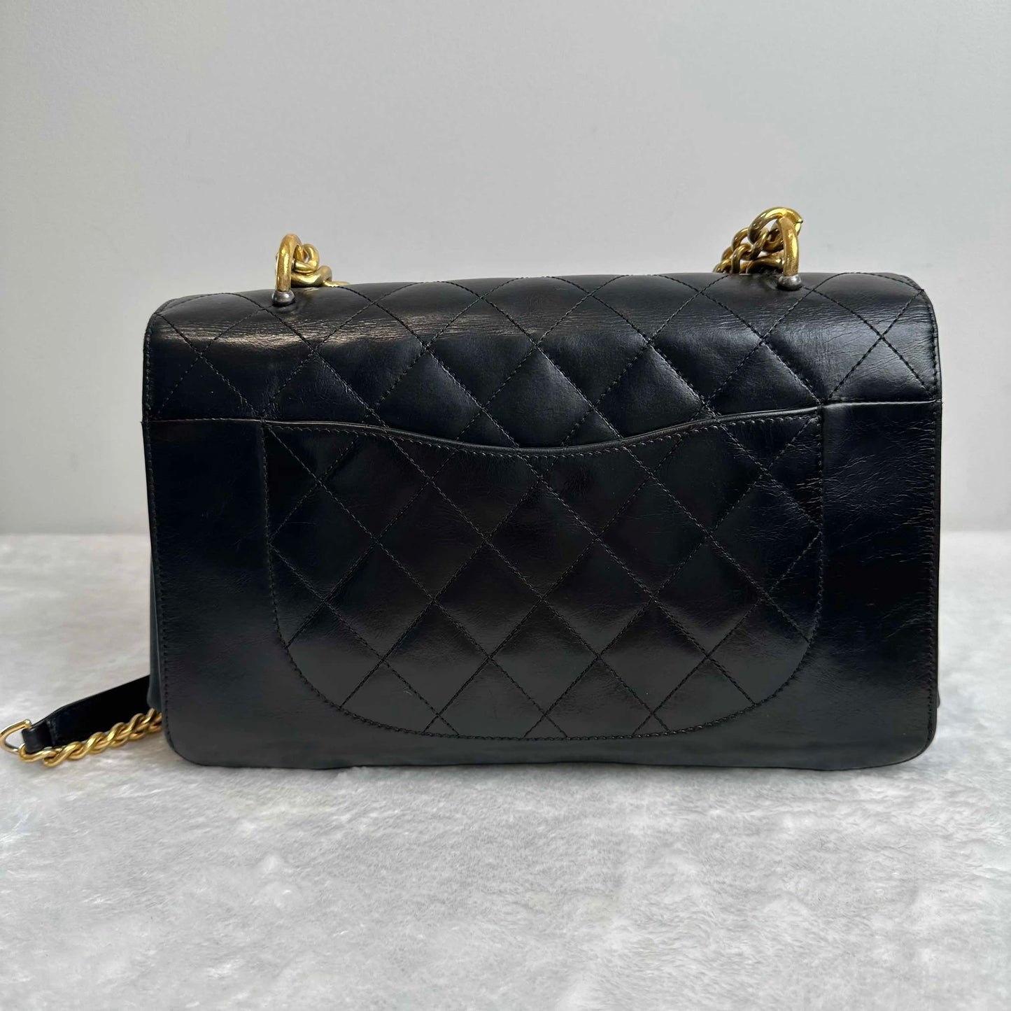 TT! Pre-loved Chanel BJ11010 1105018 Classic Flap Lion Head V-Stitch Black Silver Cowhide Shoulder