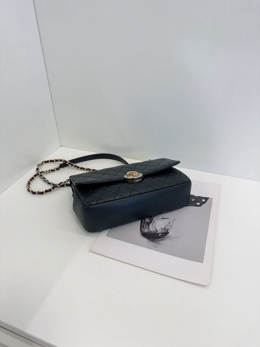 Chanel CF 23x15x6cm 118010