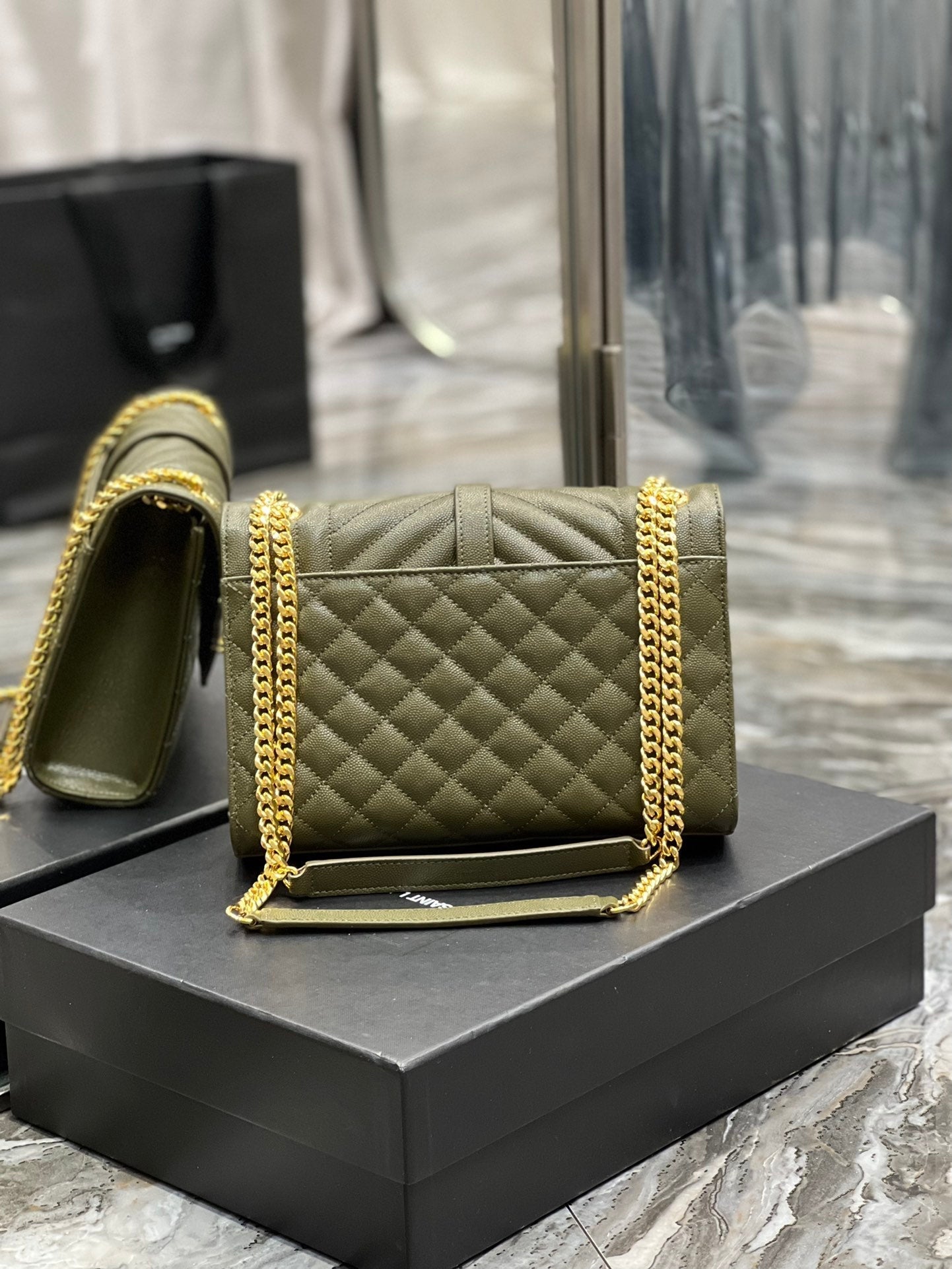 Top Quality Envelope MeTop Qualityum Chain Bag Dark Green For Women, Women’s Bags 9.4in/24cm YSL