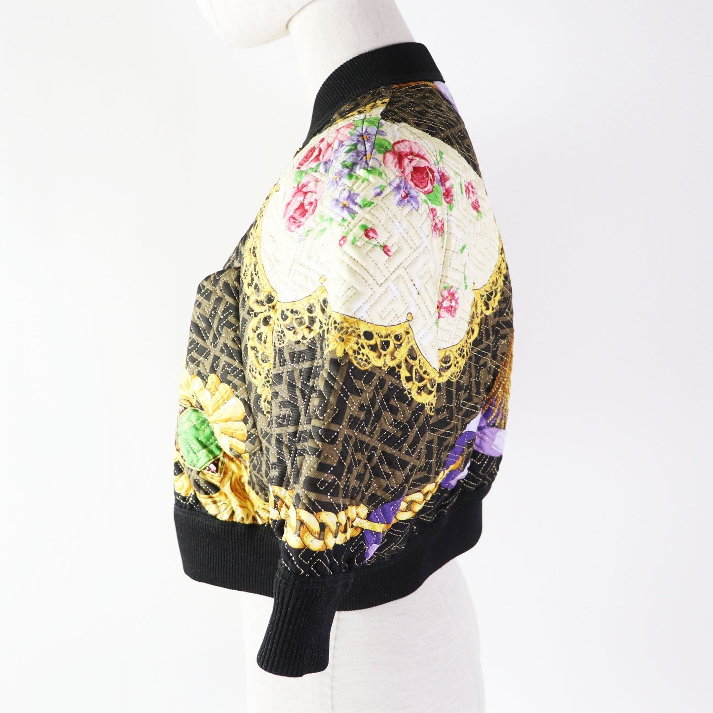 FENDI Blouson FJ7258 Outer: 100% silk, Filling: 69% polyester, Filling: 27% nylon, Filling: 4% polyurethane, Lining: 100% silk Black type Multi Women 36
