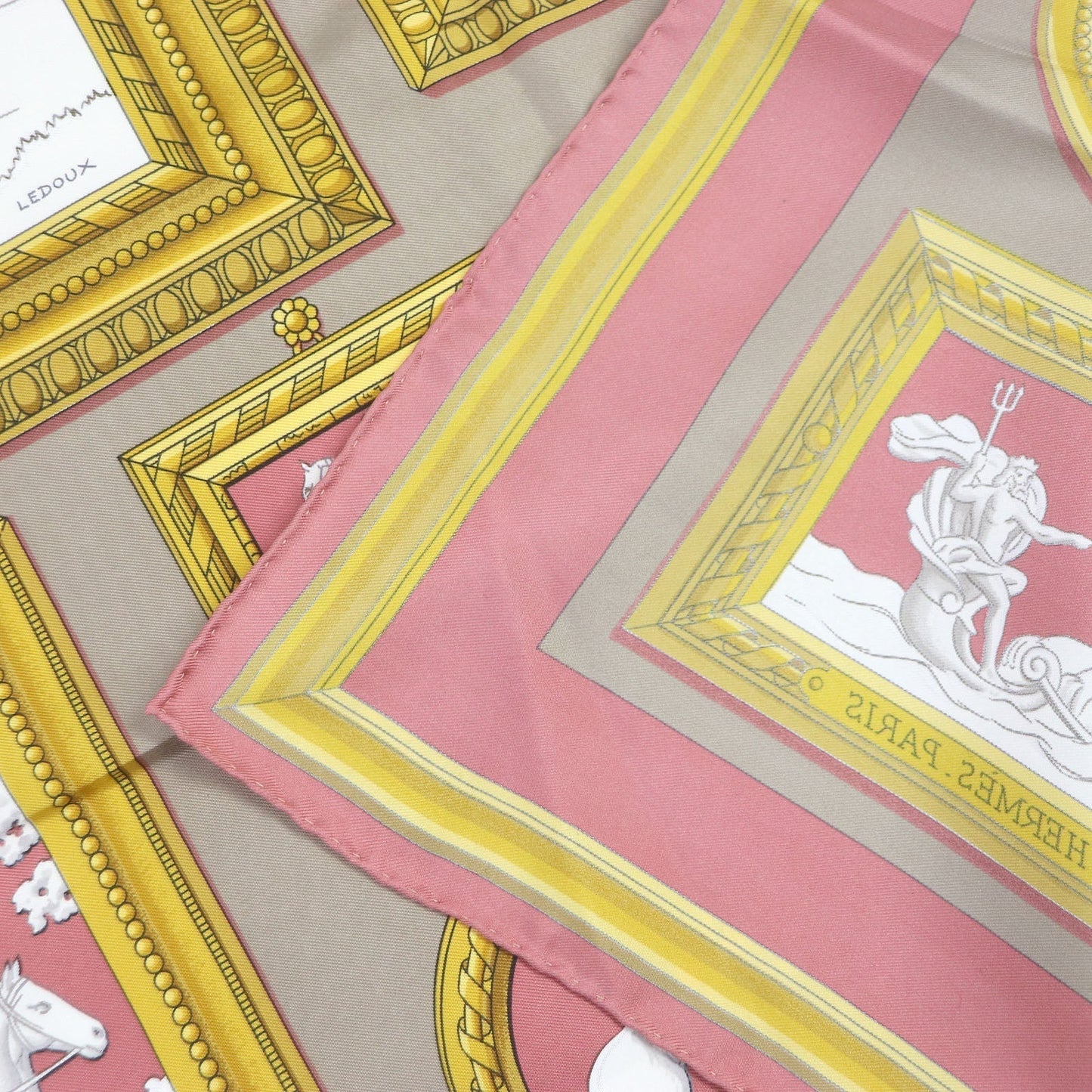 HERMES Stall Main: 100% silk Smokey pink Carre90 Women  d