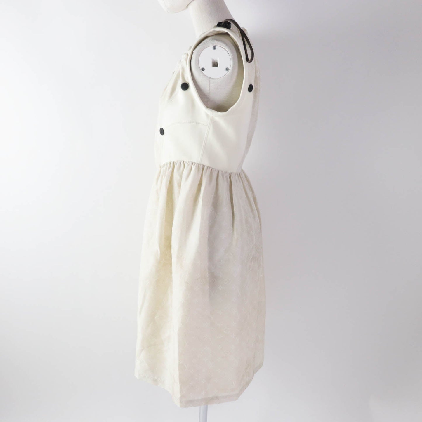 LOUIS VUITTON one piece 1AFCI6 Outer material: 52% silk, Outer material: 35% nylon, Outer material: 13% polyurethane, Lining: 100% silk beige Drawstring scuba dress Women 38