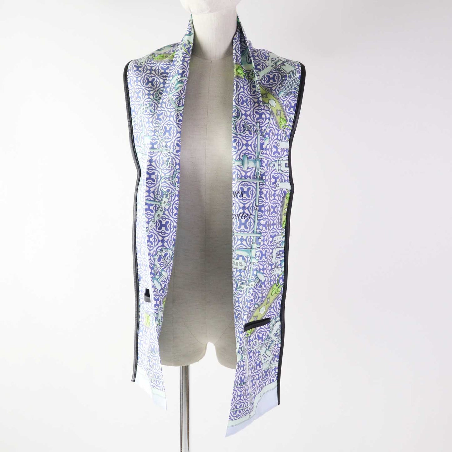 HERMES Stall Main: 100% silk, part: leather Blue type Mors et Gourmettes Bits and Chains Women  d