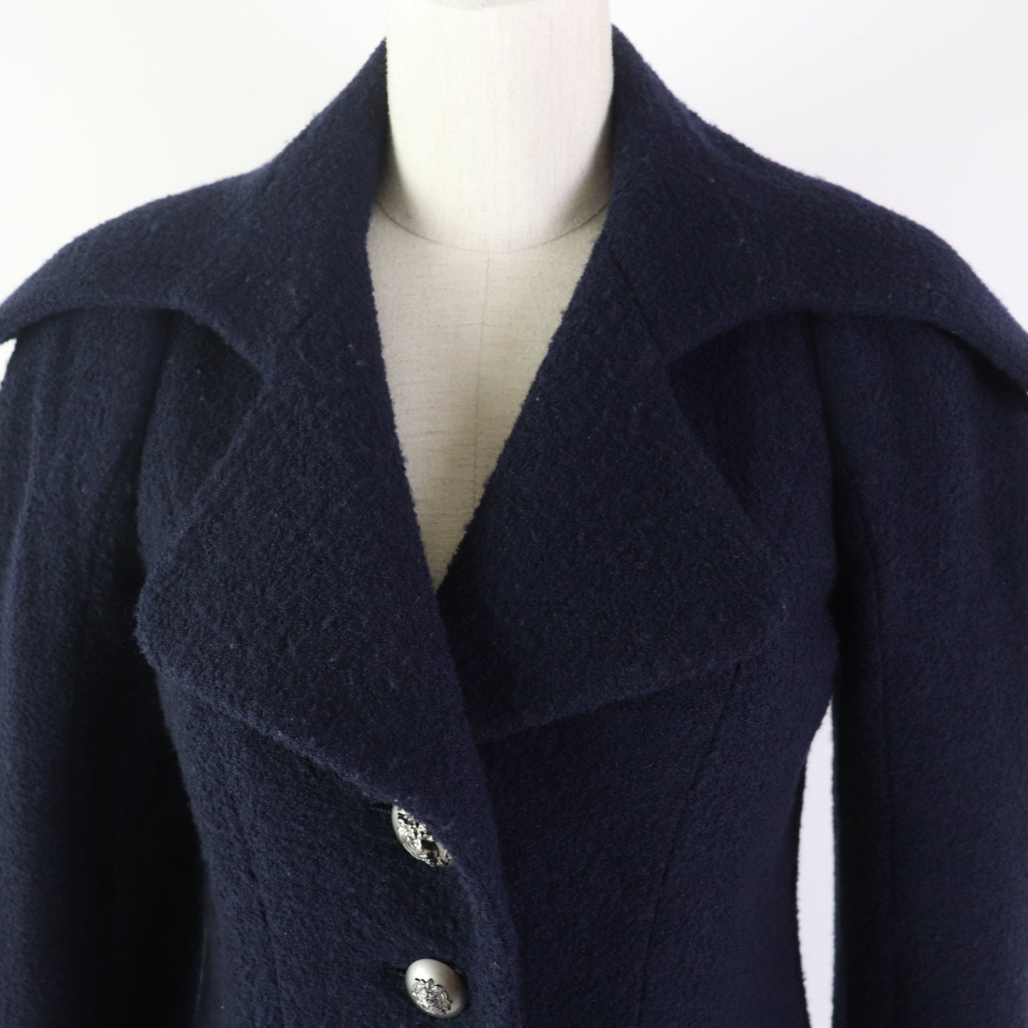 CHANEL 08A P33856 Outer: 95% wool, Outer: 5% nylon, Lining: 100% silk Navy Women 36  d