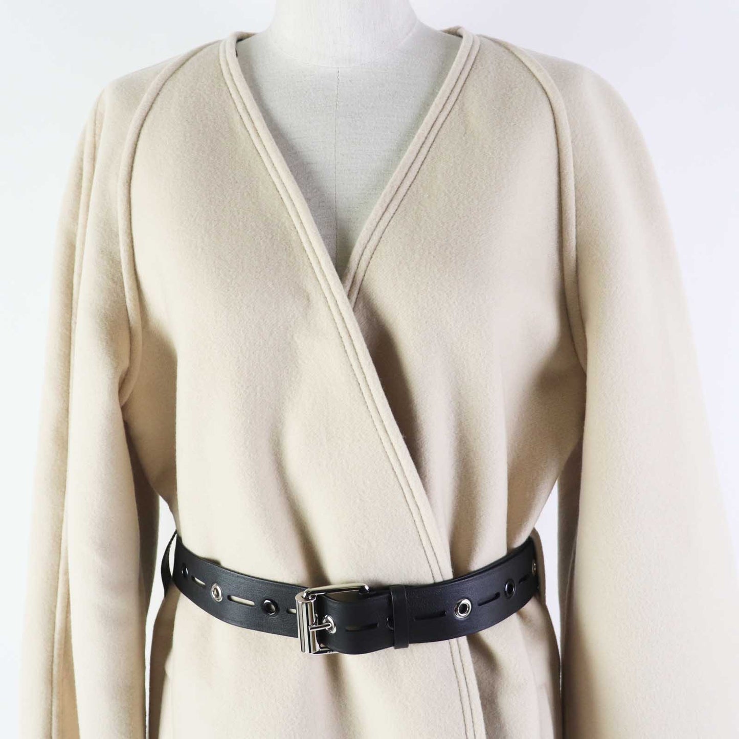 LOUIS VUITTON coat 1A4YSZ Outer: 100% cashmere, Lining: 50% rayon, Lining: 50% cupra, Part: 100% polyester, Part: lamb leather light beige Women 40  d