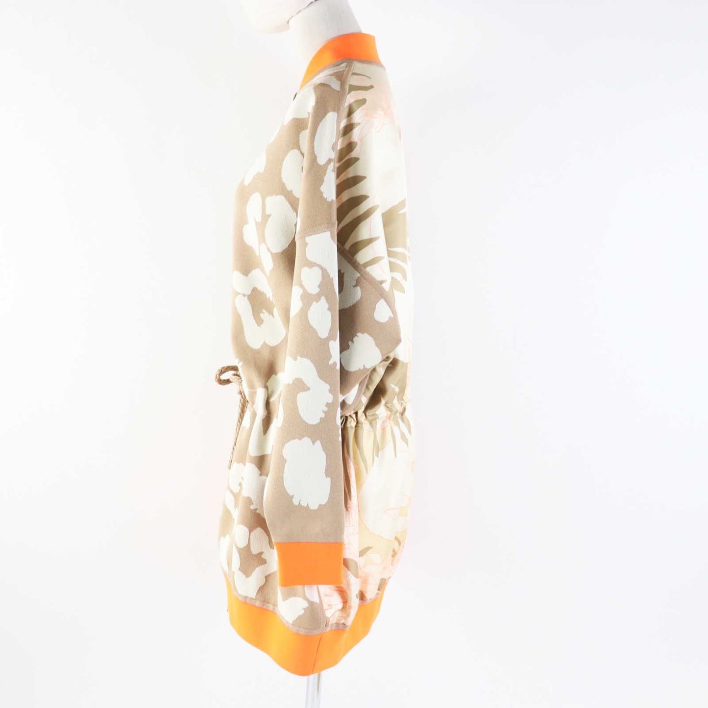 HERMES 2H2816DR Main: 100% silk, knit: 51% silk, 37% polyester, 7% nylon, 5% polyurethane, rib: 69% polyester, 18% nylon, 13% polyurethane, string: 58% silk, 42% polyester Beige Neon Orange JUNGLE LOVE Women 34  d