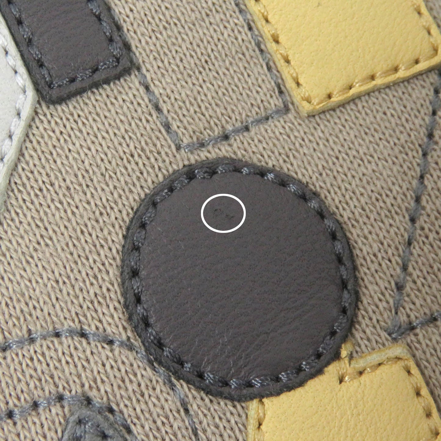 HERMES Stajan Main: 100% cotton, Part: 90% cotton, Part: 10% elastane (polyurethane), Leather part: Lambskin beige Jeu d'Adresse mens M  d