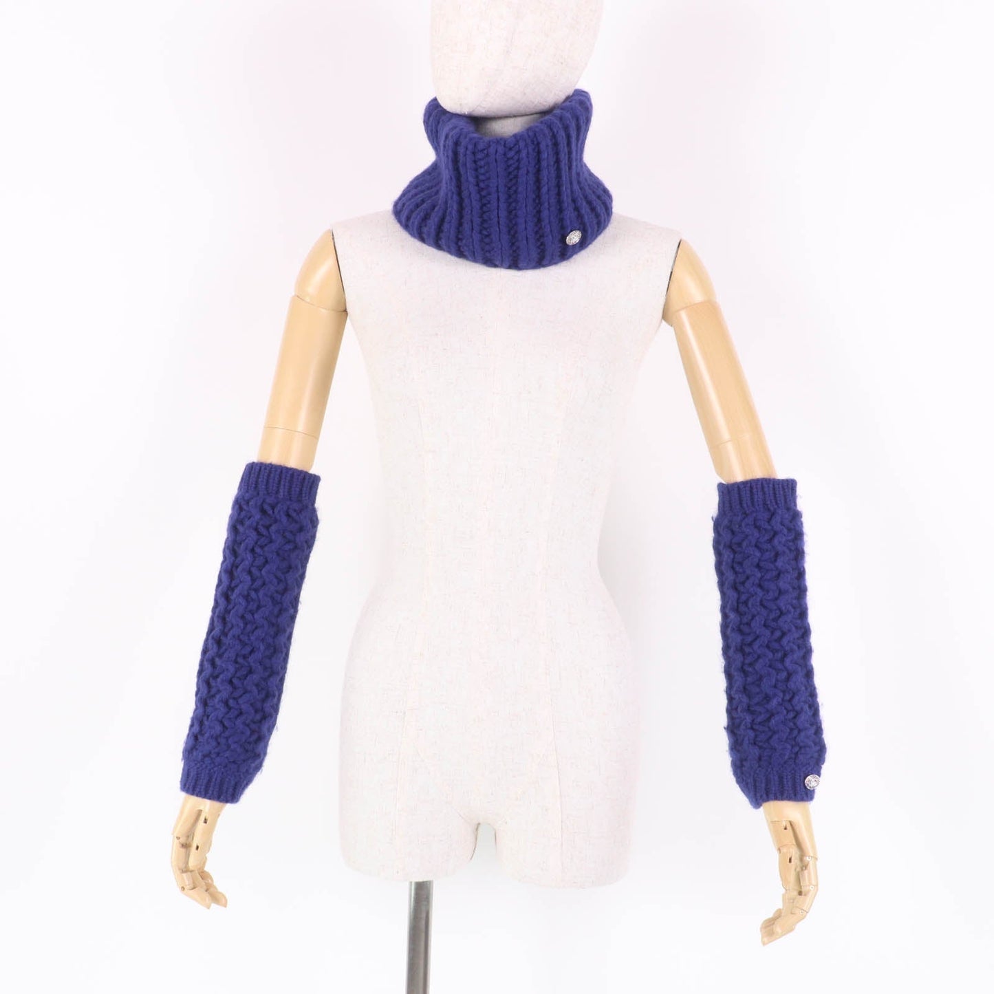 Chanel Snood knitted neck warmer and arm warmer Wool 2way accessory