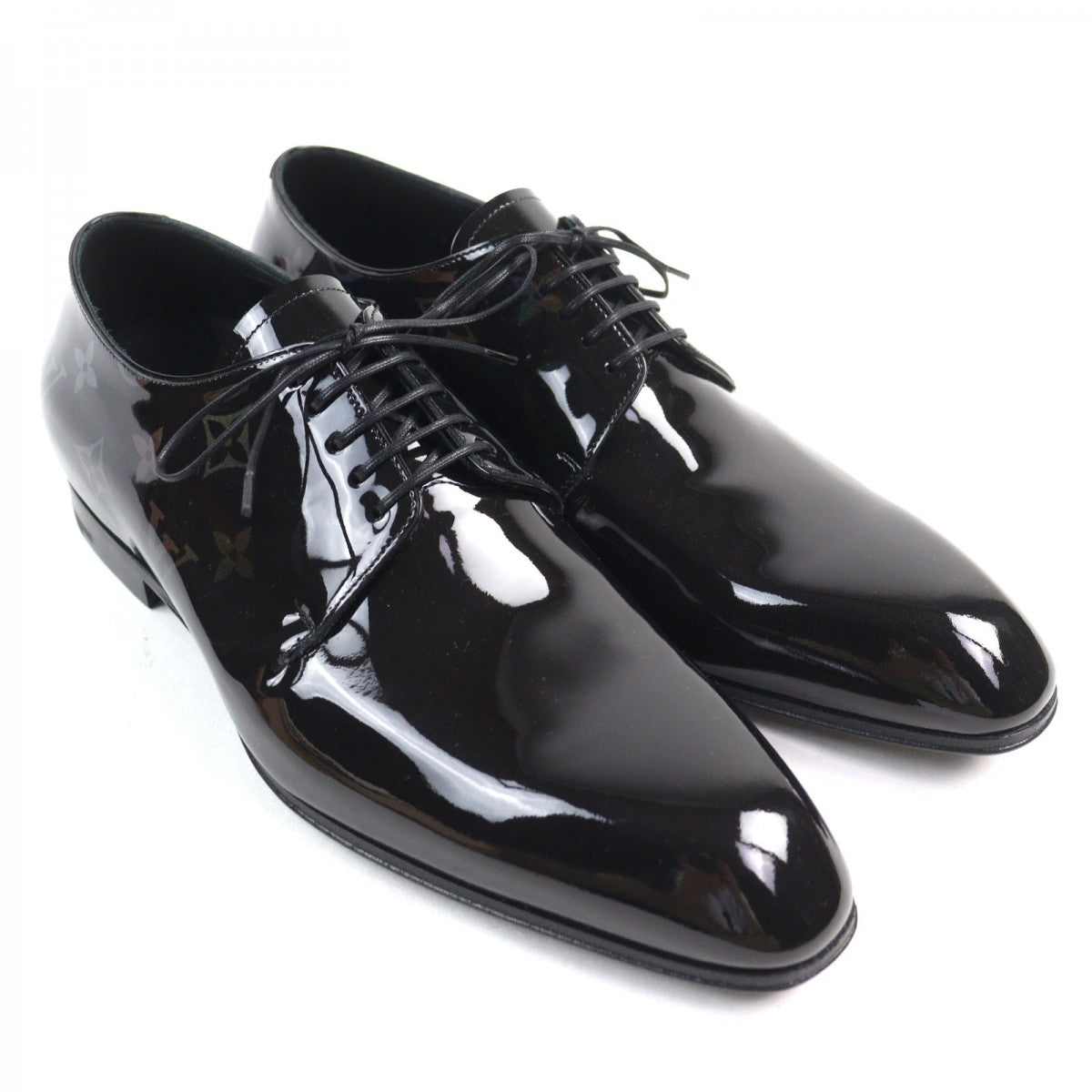 LOUIS VUITTON Leather shoes Patent leather Black type LV Vuitton Line 6
