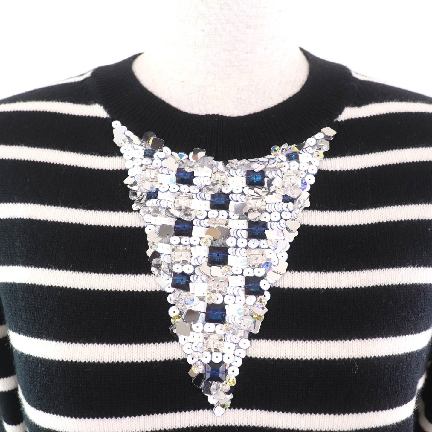 Chanel P74115 Cashmere Knitwear