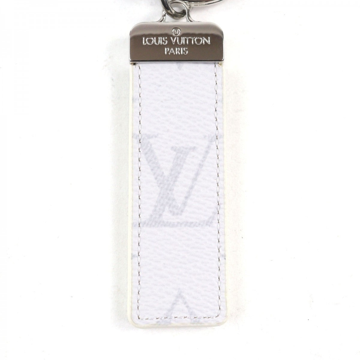 LOUIS VUITTON key ring M69325 leather White Silver Taiga Portocre Neo LV Club