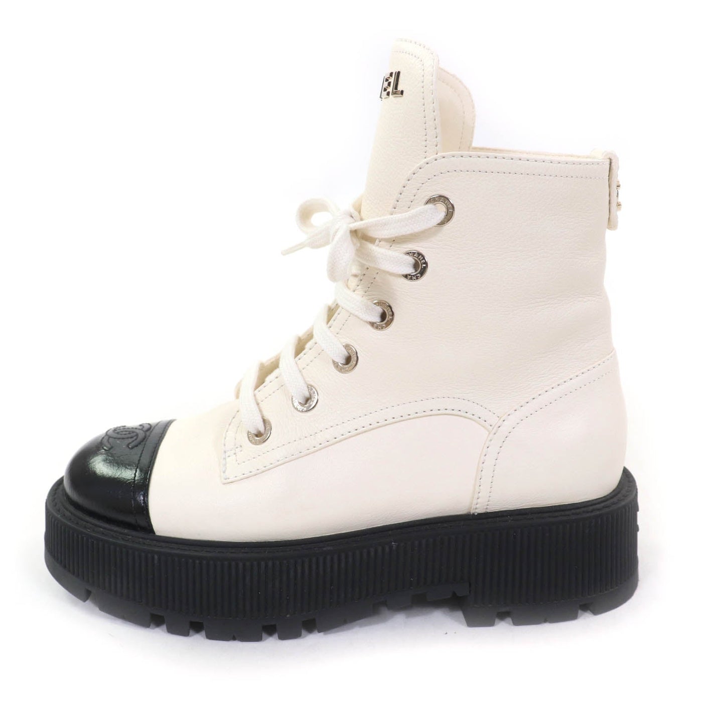 Chanel G45124 Leather Boots
