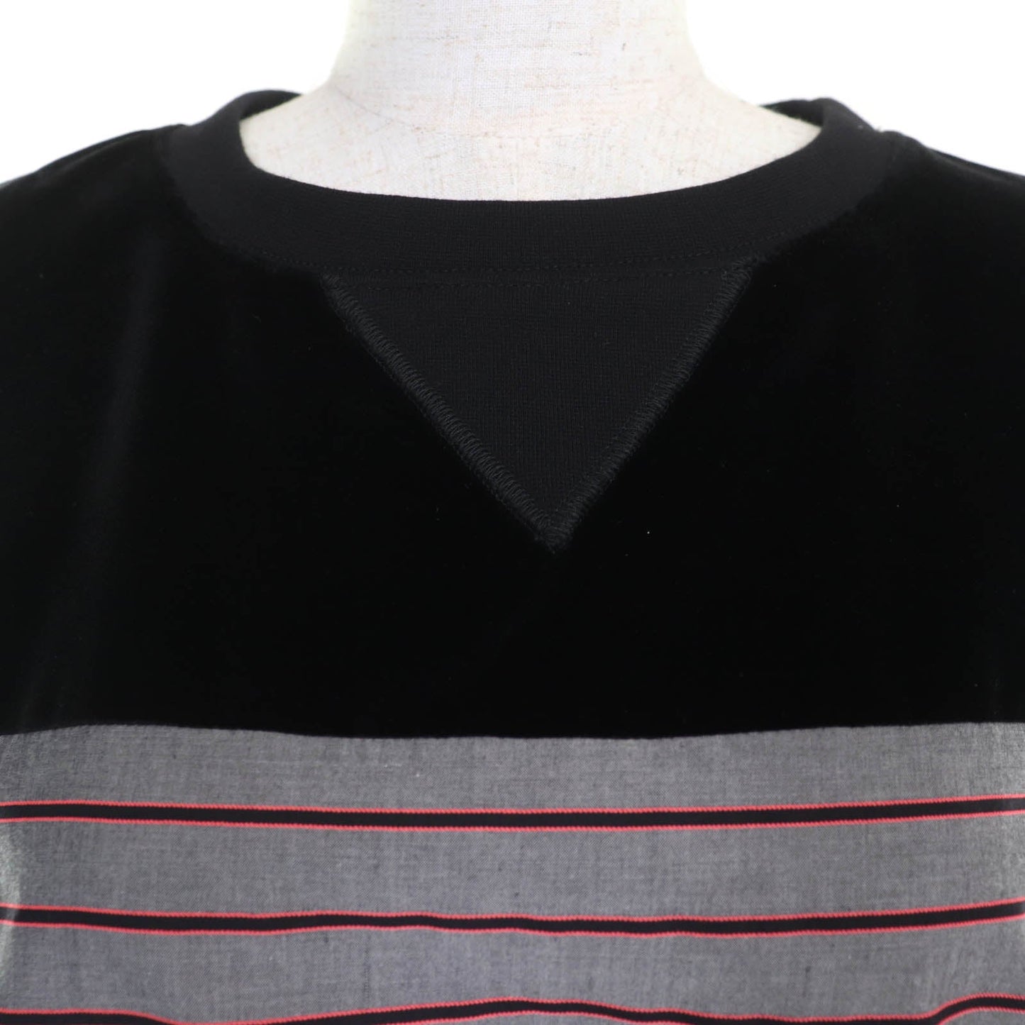 Chanel COCO Mark Border Pattern Velvet Switch Top