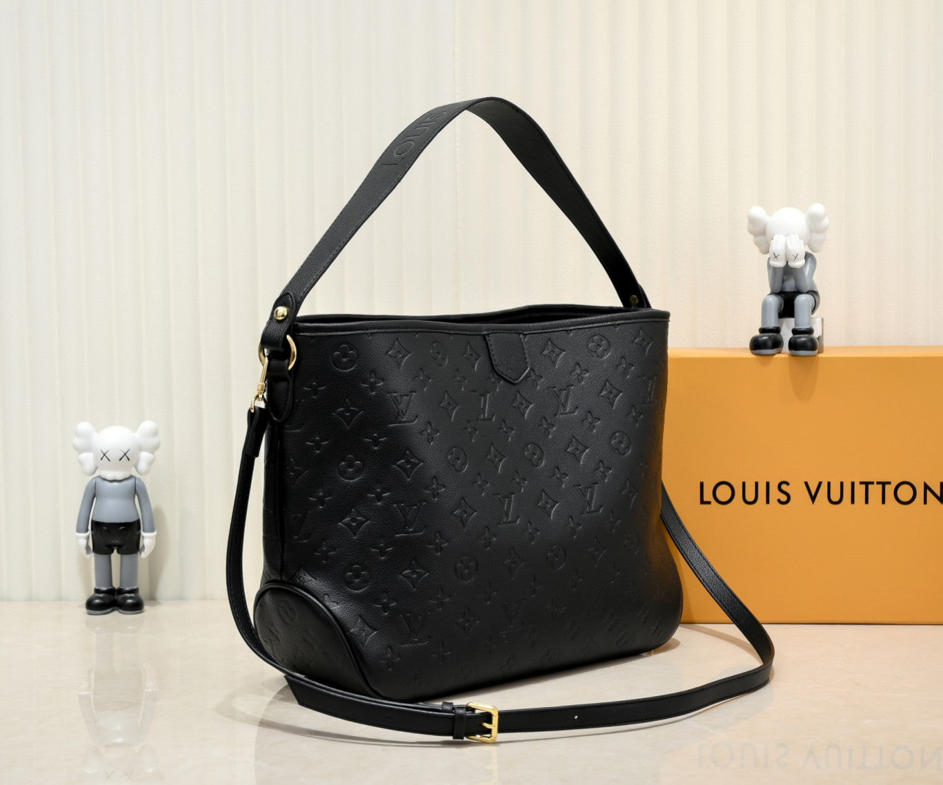EN - Luxury Bags LUV 806